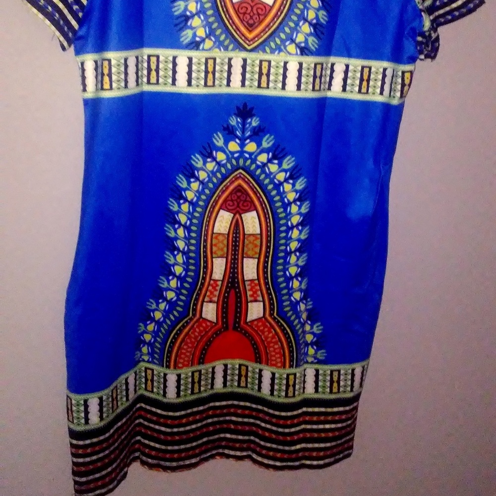 Very unique and colorful dress womens size 3xl